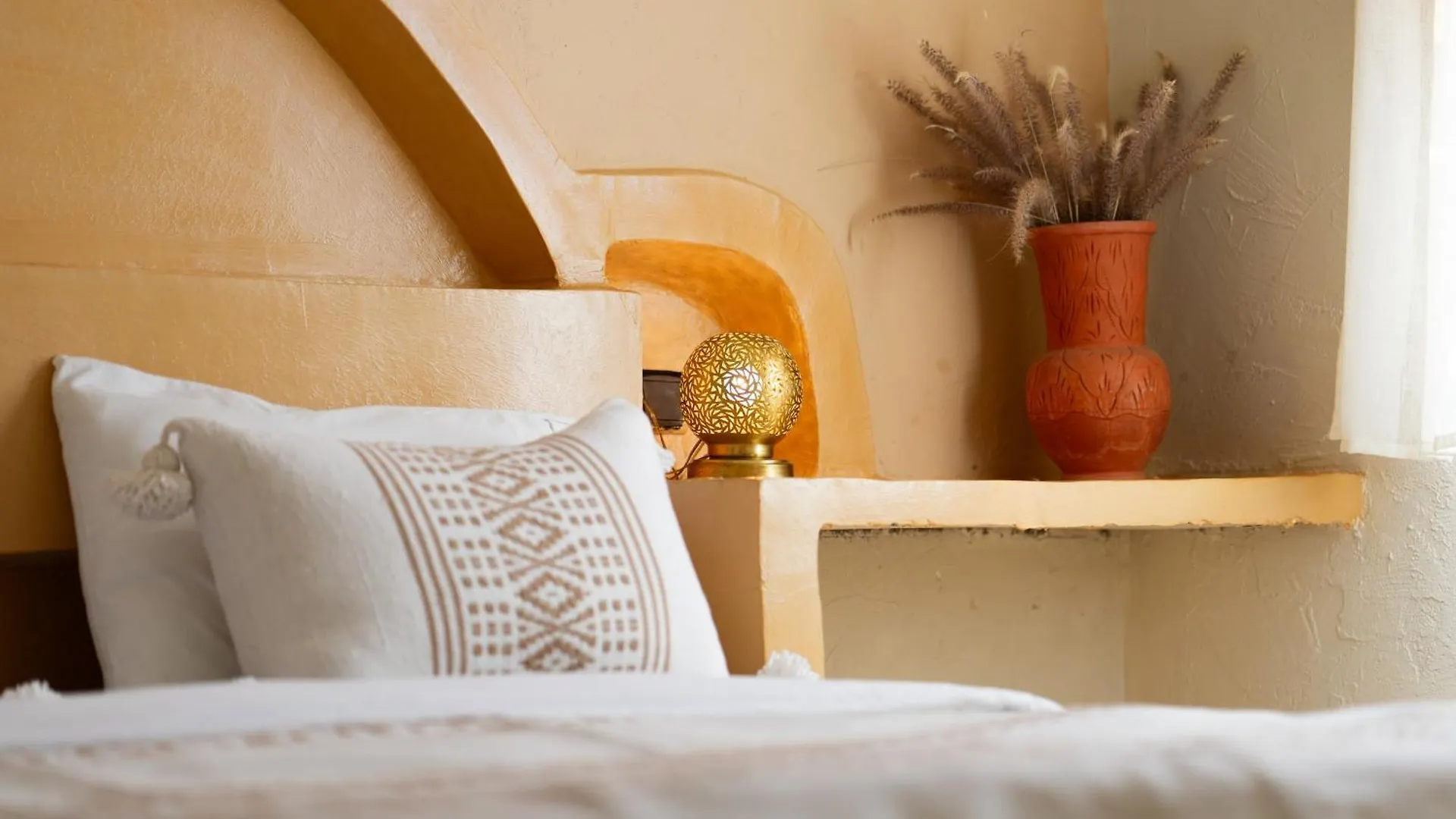 Anza Surfhouse Bed & Breakfast Agadir